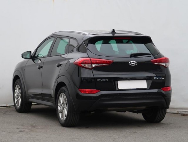 Hyundai Tucson  1.7 CRDi Trikolor