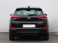 Hyundai Tucson  1.7 CRDi Trikolor