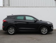 Hyundai Tucson  1.7 CRDi Trikolor