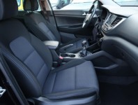 Hyundai Tucson  1.7 CRDi Trikolor