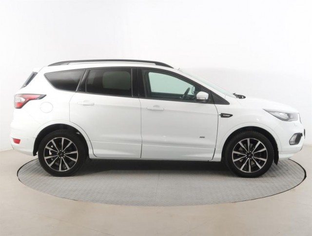 Ford Kuga  1.5 EcoBoost ST-Line