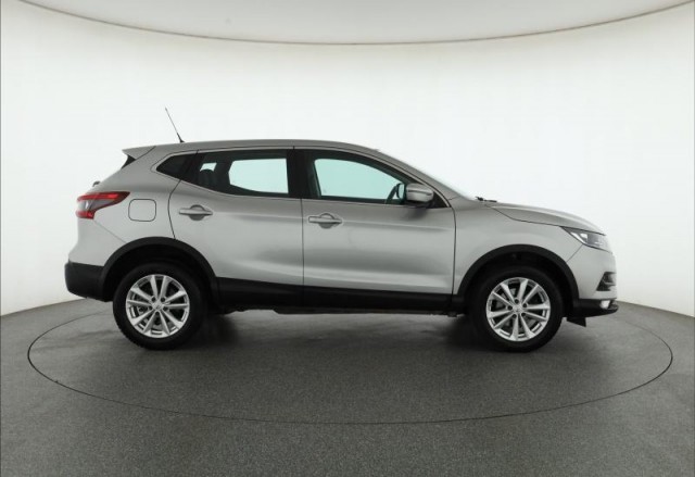 Nissan Qashqai  1.2 DIG-T 