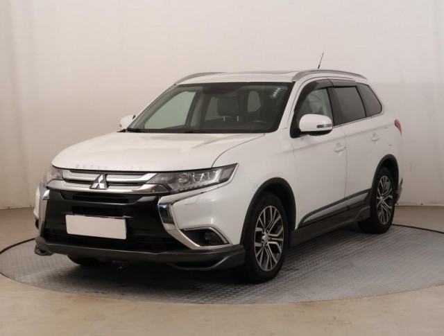 Mitsubishi Outlander  2.2 DI-D 