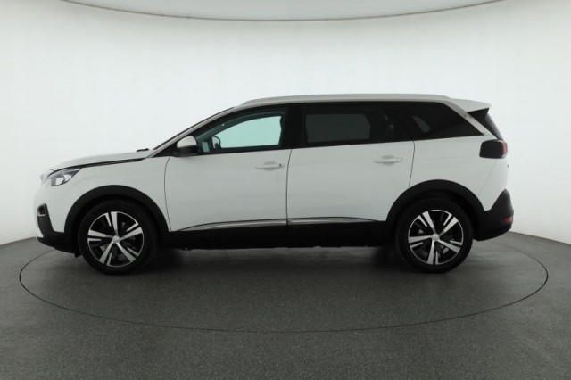 Peugeot 5008  1.5 BlueHDi 