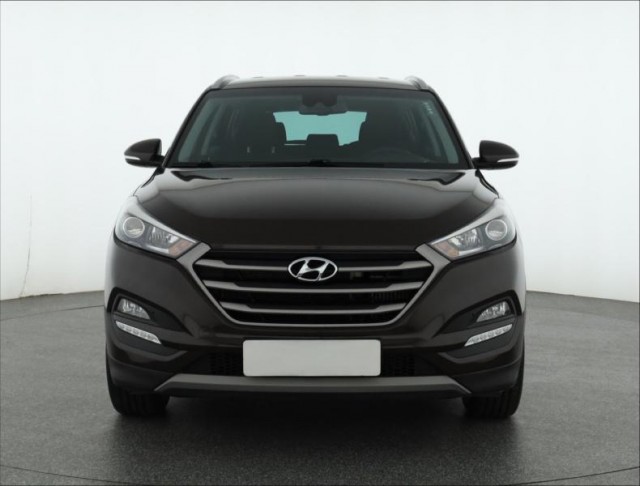 Hyundai Tucson  1.7 CRDi Trikolor