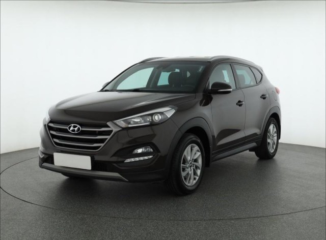 Hyundai Tucson  1.7 CRDi Trikolor