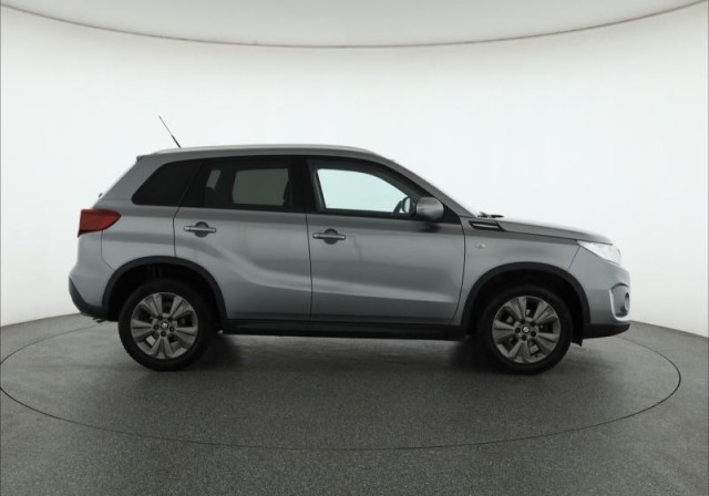 Suzuki Vitara  1.0 BoosterJet 