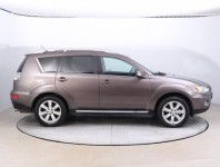 Mitsubishi Outlander  2.2 DI-D 