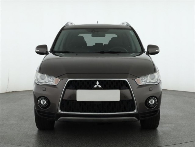 Mitsubishi Outlander  2.2 DI-D 