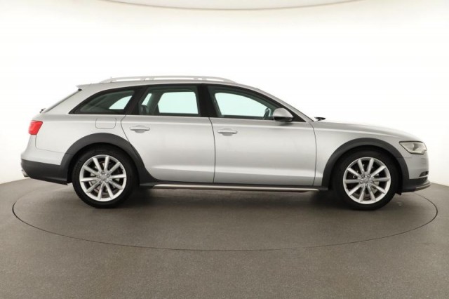 Audi A6 Allroad  3.0 TDI 