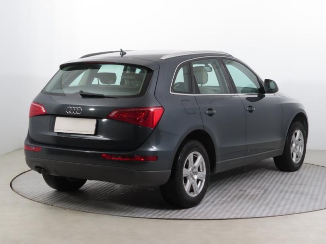 Audi Q5  2.0 TDI 