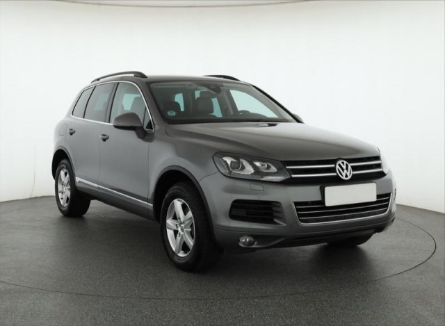 Volkswagen Touareg  3.0 TDI 