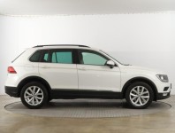 Volkswagen Tiguan  2.0 TSI 