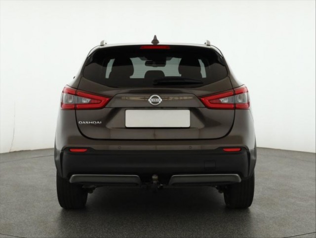 Nissan Qashqai  1.3 DIG-T 