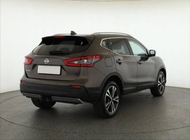 Nissan Qashqai  1.3 DIG-T 