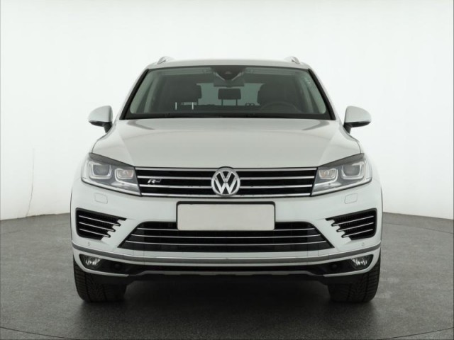 Volkswagen Touareg  3.0 TDI R-Line