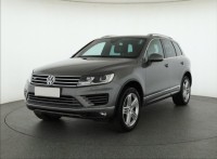 Volkswagen Touareg  3.0 TDI R-Line