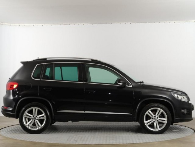 Volkswagen Tiguan  2.0 TDI R-Line