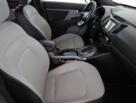 Kia Sportage  2.0 CRDi 