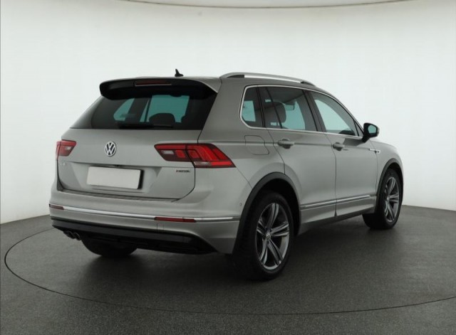 Volkswagen Tiguan  2.0 TDI 