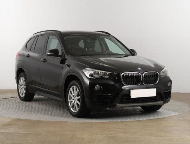 BMW X1  sDrive18i 