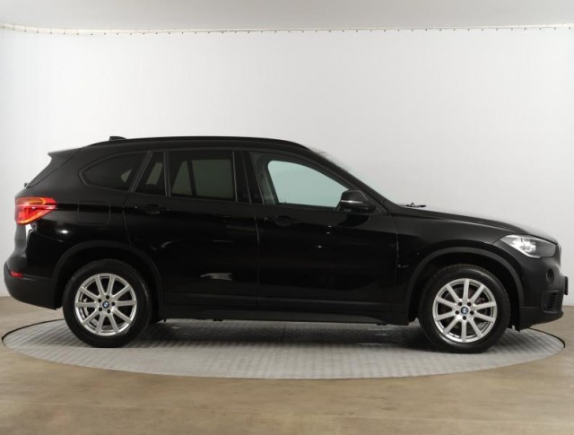 BMW X1  sDrive18i 