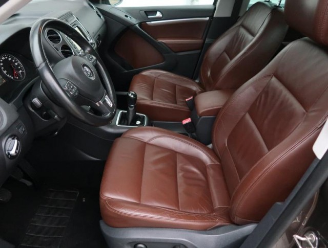 Volkswagen Tiguan  2.0 TDI 