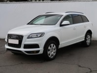 Audi Q7  3.0 TDI S-Line