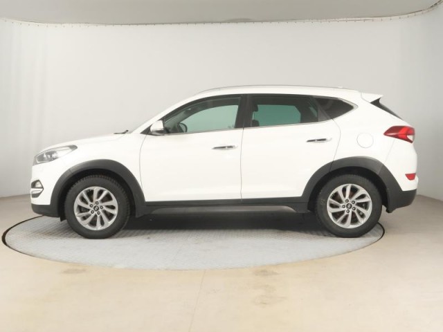 Hyundai Tucson  2.0 CRDi 