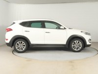 Hyundai Tucson  2.0 CRDi 