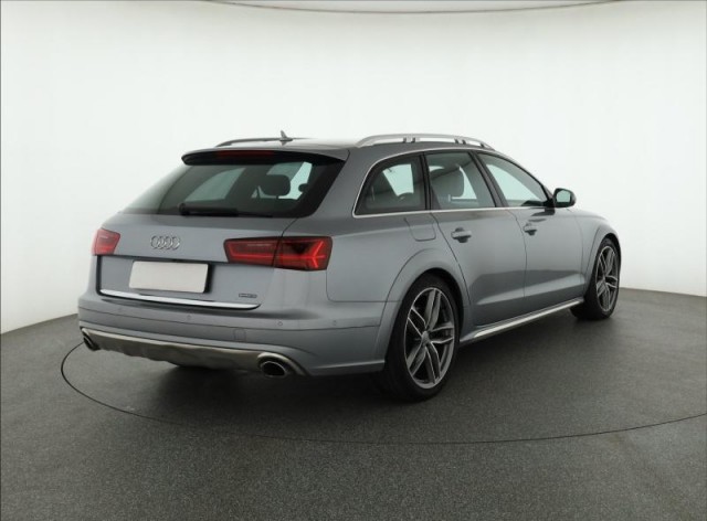 Audi A6 Allroad  3.0 TDI 