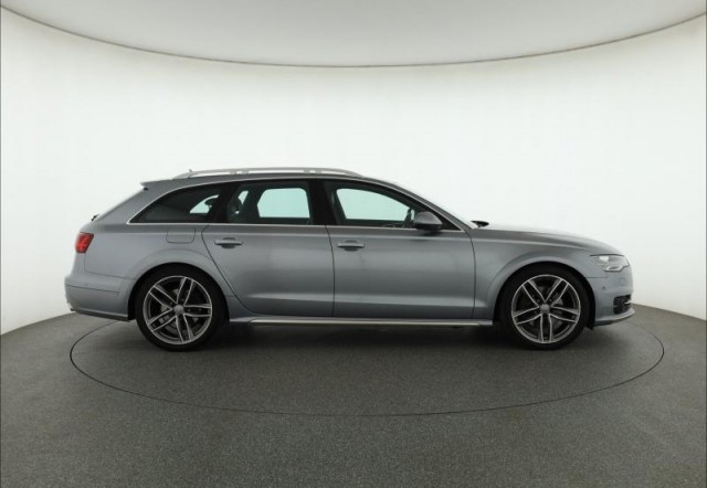 Audi A6 Allroad  3.0 TDI 