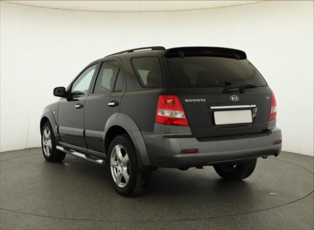 Kia Sorento  2.5 CRDi 