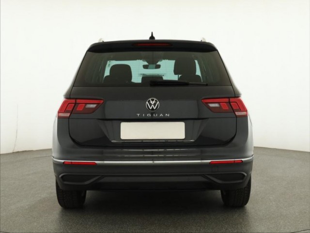 Volkswagen Tiguan  1.5 TSI Life