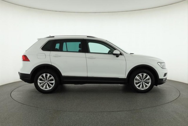 Volkswagen Tiguan  2.0 TSI Comfortline