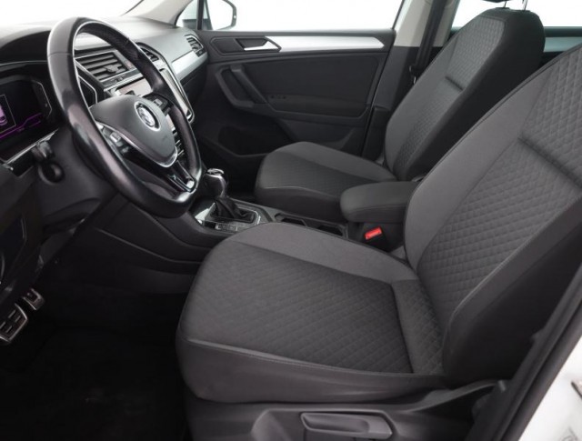 Volkswagen Tiguan  2.0 TSI Comfortline