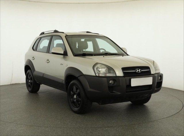 Hyundai Tucson  2.0 i 