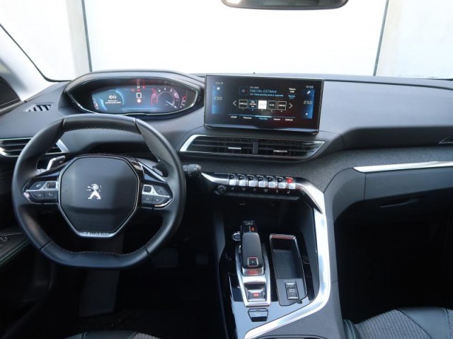 Peugeot 3008  1.2 PureTech Allure