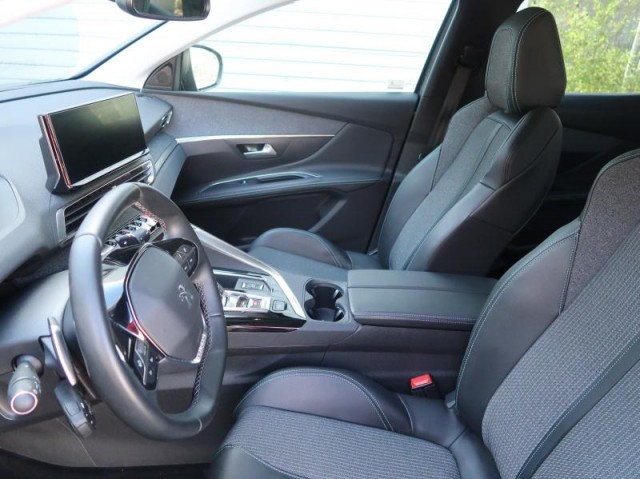 Peugeot 3008  1.2 PureTech Allure