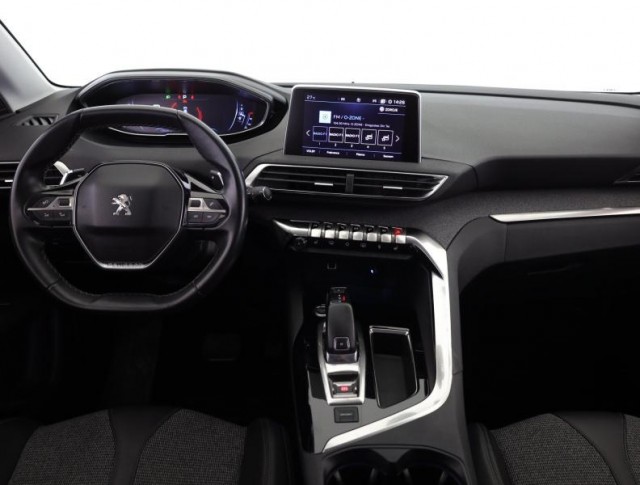 Peugeot 3008  1.2 PureTech 