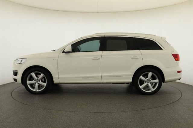 Audi Q7  3.0 TDI S-Line
