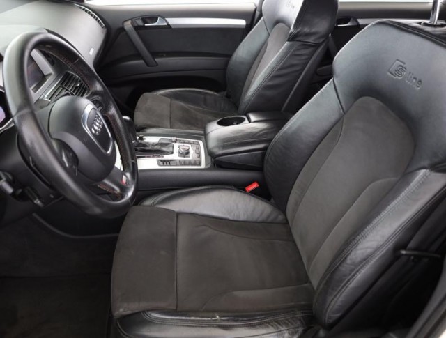 Audi Q7  3.0 TDI S-Line