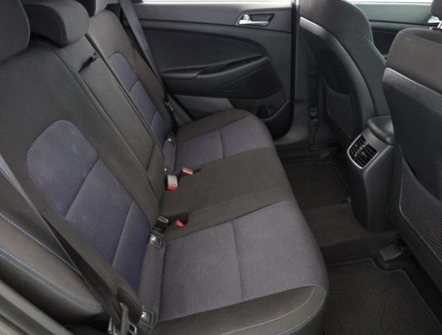Hyundai Tucson  1.7 CRDi 