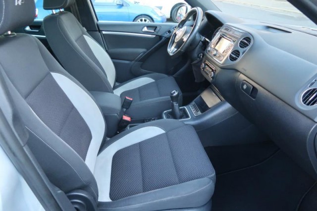 Volkswagen Tiguan  1.4 TSI R-Line
