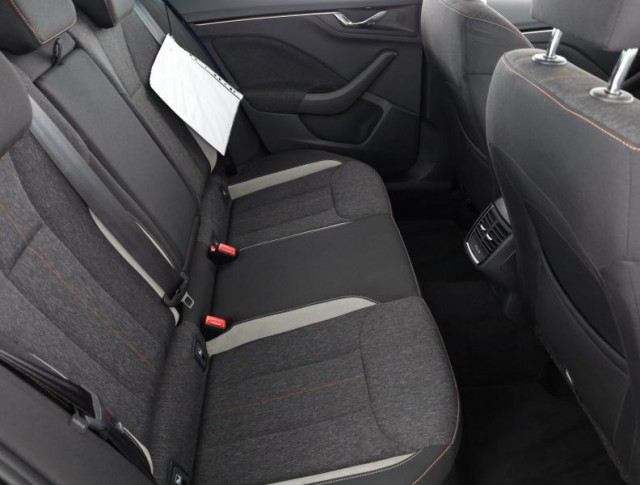 Škoda Kamiq  1.0 TSI Style
