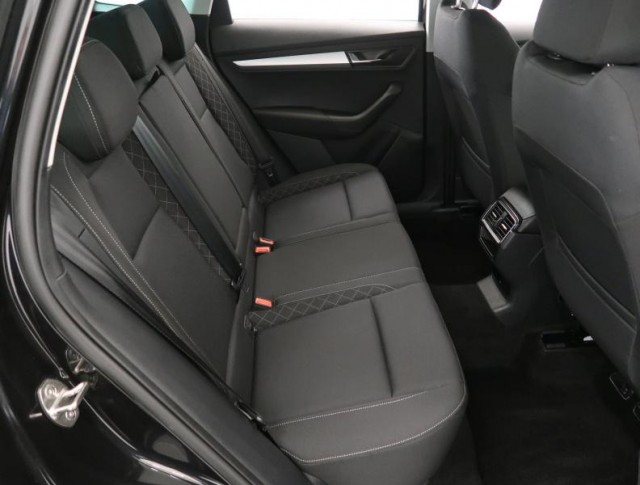 Škoda Karoq  1.5 TSI Ambition