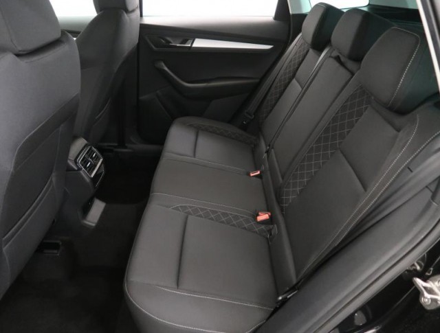 Škoda Karoq  1.5 TSI Ambition