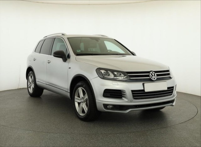 Volkswagen Touareg  3.0 TDI 