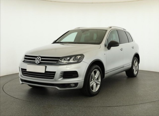 Volkswagen Touareg  3.0 TDI 