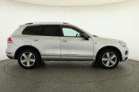 Volkswagen Touareg  3.0 TDI 